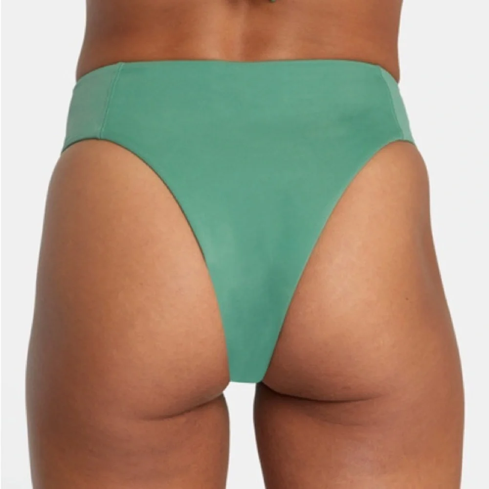 ☀️BILLABONG☀️ Chase The Sun Ruched Bandeau Bikini Top Solid High Rise Cheeky
